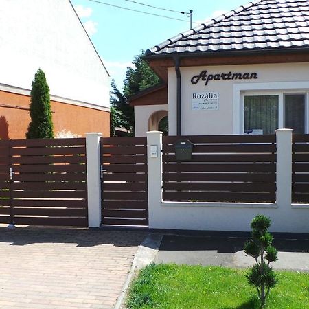Rozalia Apartman 귤러 외부 사진
