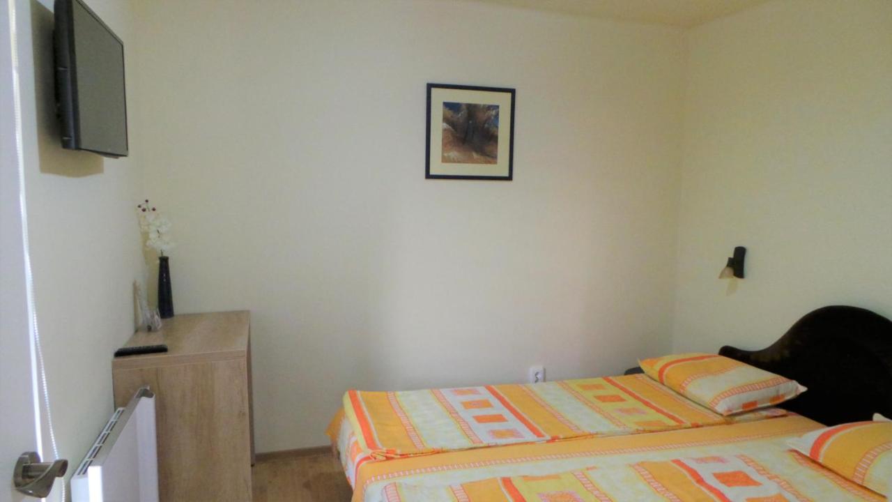 Rozalia Apartman 귤러 외부 사진